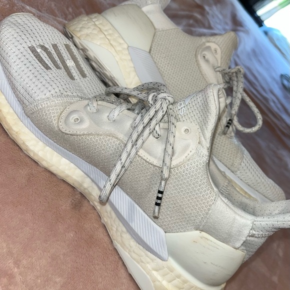 Adidas Ultra Boost Solar HU Glide PRD x Pharrell Cream White Size 7 - Picture 6 of 6